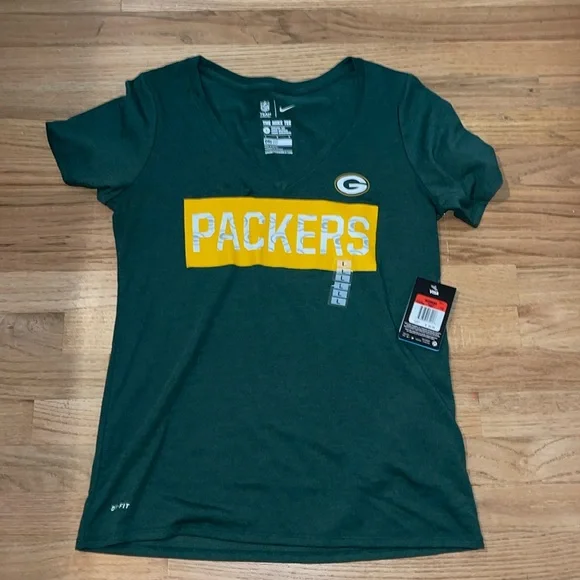 Women’s Packers Nike tee size large - Picture 1 of 6